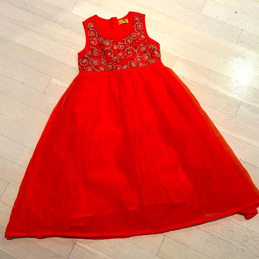 Akkriti dress size 2